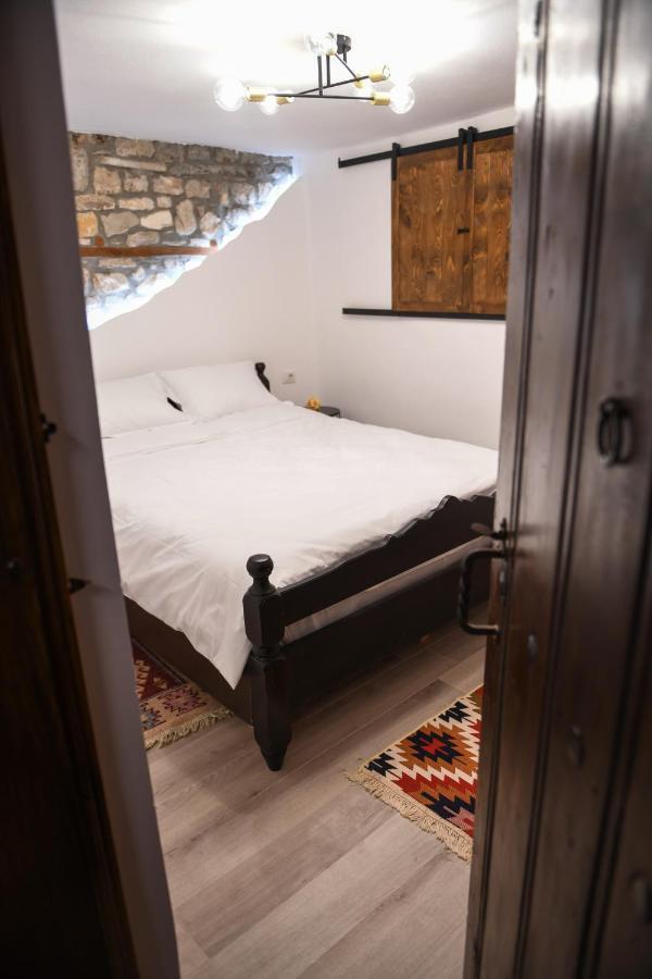 Villa Kokoshi, An Extraordinary Experience. Berat Buitenkant foto